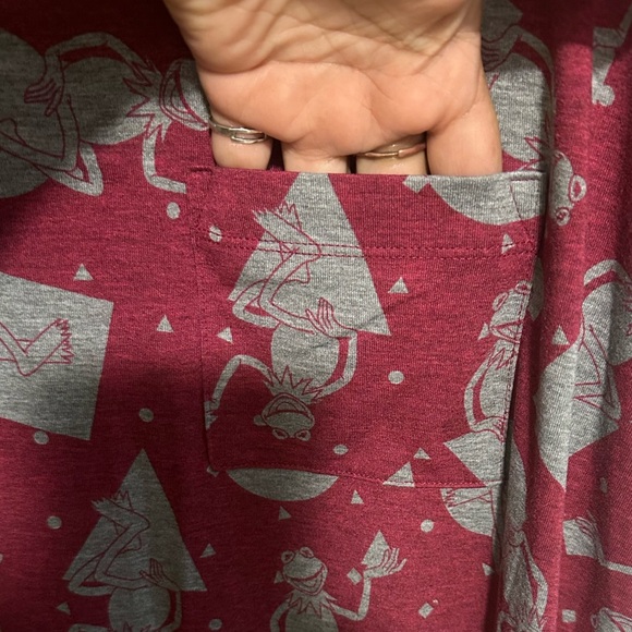 LuLaRoe Magenta Kermit the Frog Short Sleeve High-low Midi Sundress - Picture 3 of 6